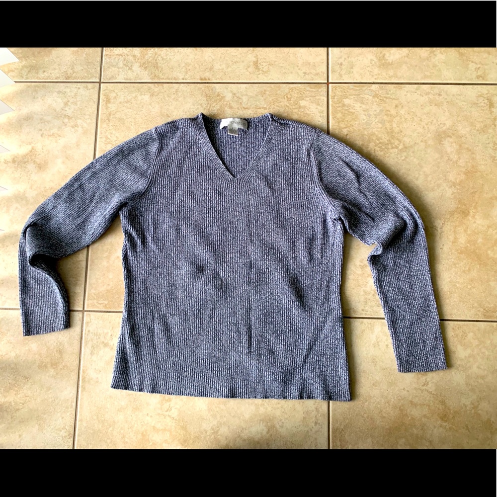 Grey petite sophisticated long sleeve sweatshirt